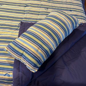 NEW Handmade reversible 76” x 116” cotton quilt + matching 10” x 20” pillow